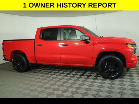 Used 2022 Chevrolet Silverado 1500 Custom image 2