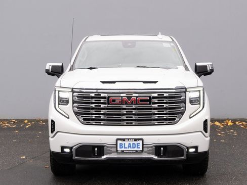 Used 2024 GMC Sierra 1500 Denali w/ Technology Package image 24