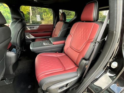 New 2026 INFINITI QX80 Autograph image 15