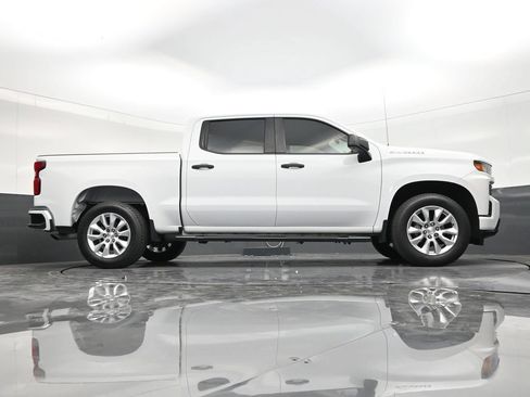 Used 2022 Chevrolet Silverado 1500 Custom RWD image 24
