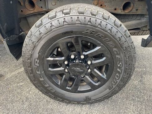 Used 2017 Chevrolet Silverado 2500 LTZ w/ Duramax Plus Package AWD/4WD image 13