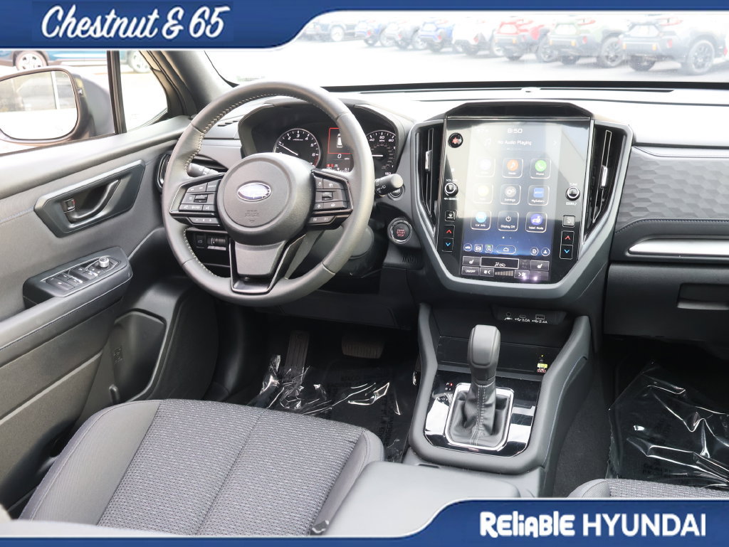 Used 2025 Subaru Forester Premium AWD/4WD image 13
