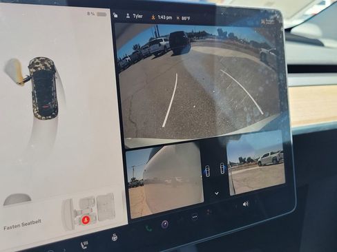 Used 2023 Tesla Model Y Long Range AWD/4WD image 16