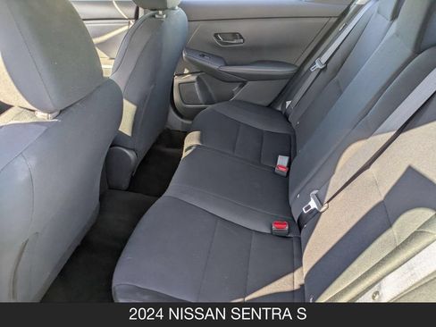 Used 2024 Nissan Sentra S FWD image 15