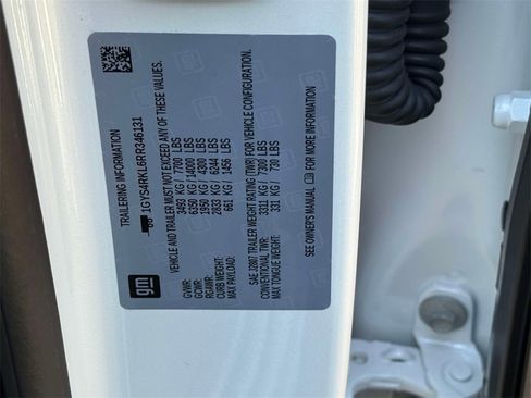 Certified 2024 Cadillac Escalade ESV Sport Platinum w/ LPO, ONYX Package image 37