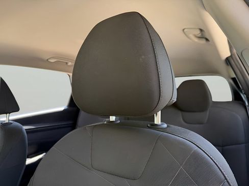 Used 2022 Hyundai Tucson SEL AWD/4WD image 16