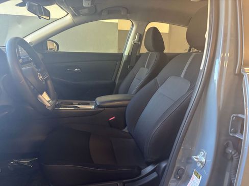 Used 2024 Nissan Sentra SV image 34