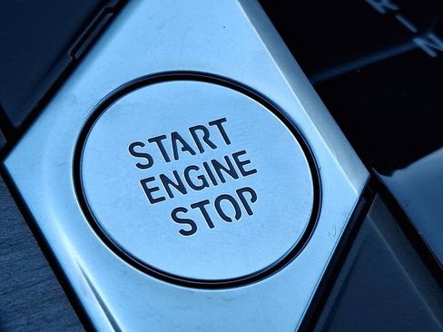 Used 2025 BMW 430i xDrive Coupe w/ M Sport Package image 25