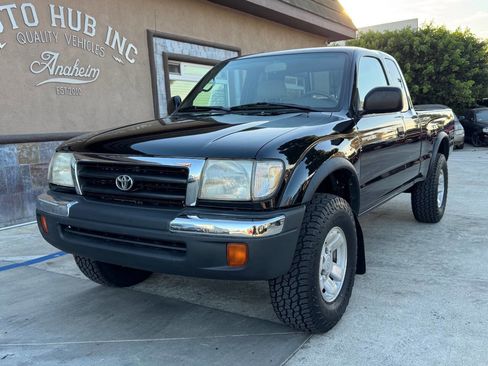 Used 2000 Toyota Tacoma 4x4 Xtracab V6 image 2
