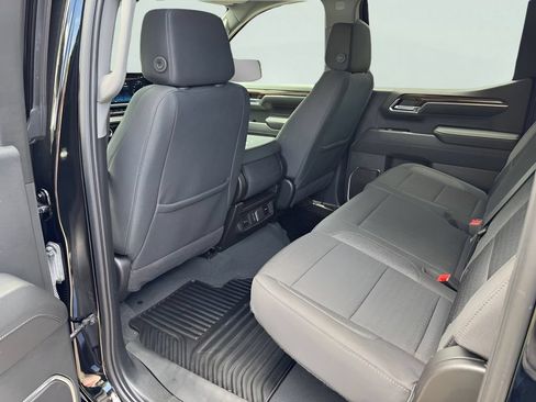 Used 2024 Chevrolet Silverado 1500 LT AWD/4WD image 14