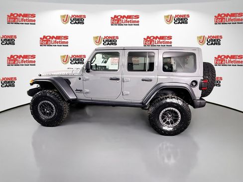 Used 2022 Jeep Wrangler Unlimited Sport AWD/4WD image 13