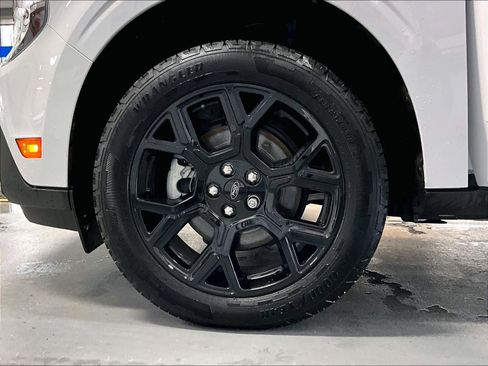 Used 2025 Ford Maverick XLT w/ XLT Luxury Package image 7