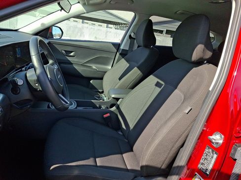 Used 2025 Hyundai Kona SEL image 23