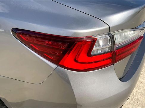 Used 2016 Lexus ES 350 image 27