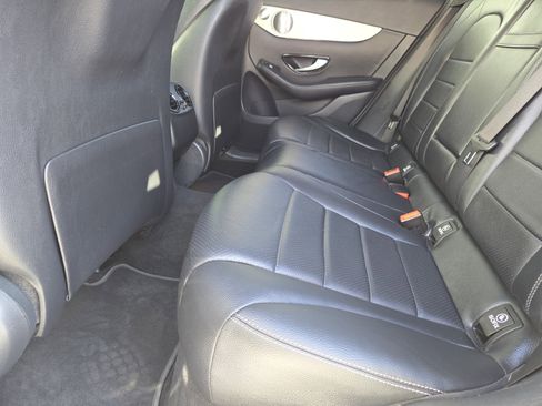 Used 2019 Mercedes-Benz GLC 300 4MATIC Coupe image 31