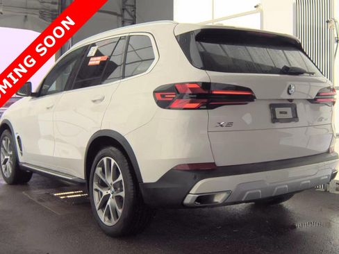Used 2026 BMW X5 xDrive40i AWD/4WD image 5