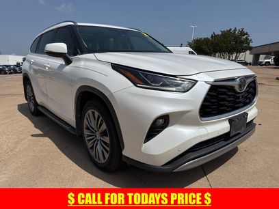 Used 2021 Toyota Highlander Platinum