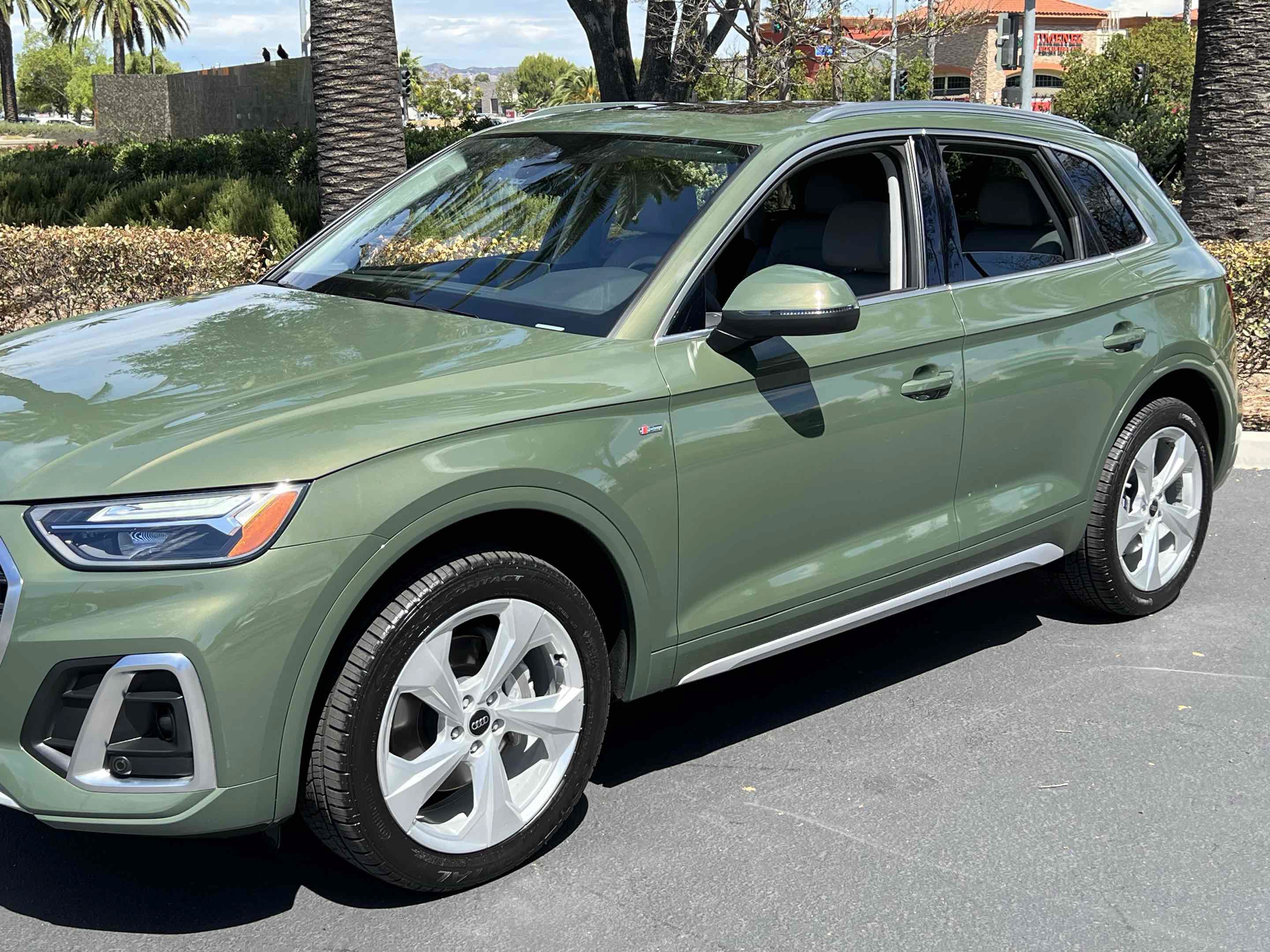 Used 2023 Audi Q5 2.0T Premium Plus w/ Premium Plus Package AWD/4WD image 50