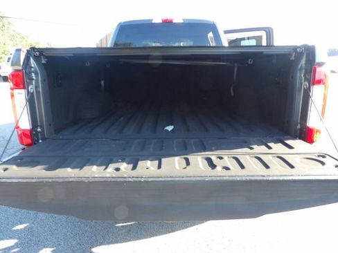 Certified 2017 Ford F250 XLT w/ XLT Value Package AWD/4WD image 18