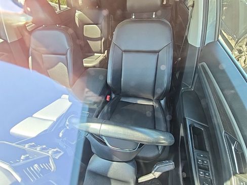 Used 2019 Volkswagen Atlas SE w/ Panoramic Sunroof Package AWD/4WD image 11