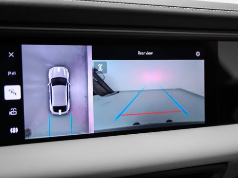 New 2025 Porsche Macan 4S Electric image 39