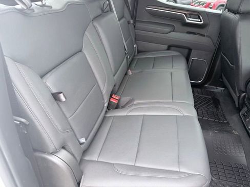 Used 2026 GMC Sierra 1500 SLT image 24