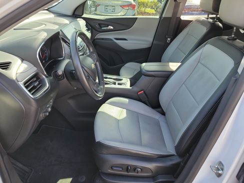 Used 2020 Chevrolet Equinox Premier image 24