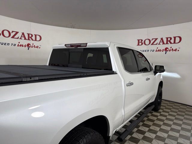 Used 2020 Chevrolet Silverado 1500 High Country w/ Technology Package AWD/4WD image 18