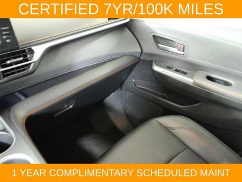 Used 2023 Toyota Sienna XSE w/ XSE Plus Package AWD/4WD image 16