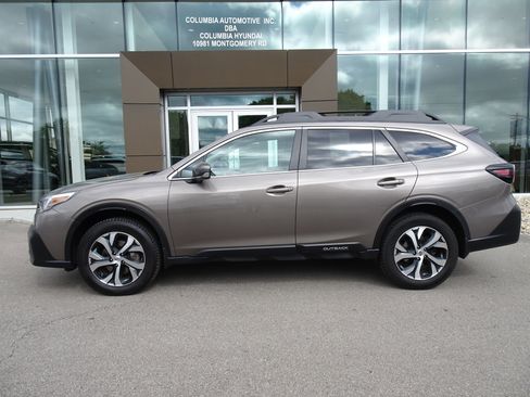Used 2021 Subaru Outback Limited w/ Popular Package #2 AWD/4WD image 2
