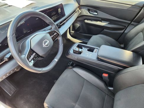 Certified 2024 Nissan Ariya AWD image 10