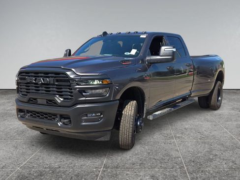 New 2026 RAM 3500 Tradesman AWD/4WD image 4