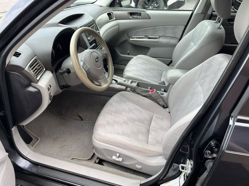 Used 2010 Subaru Forester 2.5X Premium AWD/4WD image 22