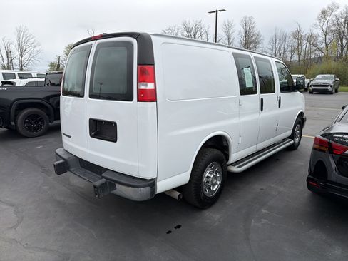 Used 2024 Chevrolet Express 2500 w/ Driver Convenience Package RWD image 9