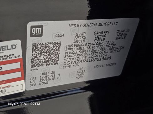 Used 2024 Cadillac XT4 Luxury w/ Cold Weather Package FWD image 34
