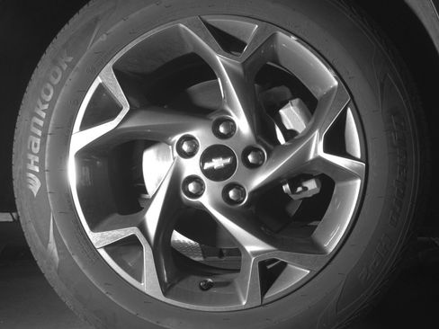 Used 2025 Chevrolet Trax LT image 13