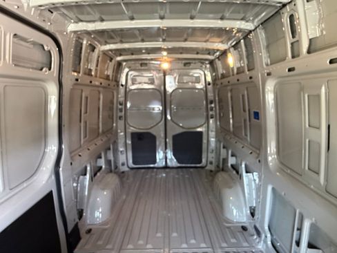 New 2026 Mercedes-Benz Sprinter 2500 image 29
