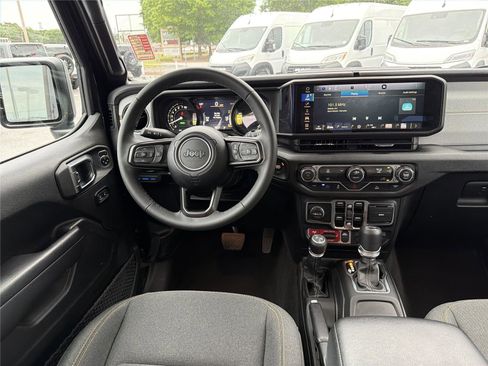 Used 2025 Jeep Wrangler Unlimited Sport S 4xe AWD/4WD image 21
