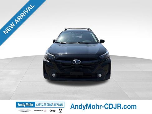 Used 2023 Subaru Outback Premium AWD/4WD image 2
