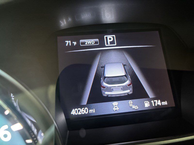 Used 2019 Nissan Pathfinder Platinum AWD/4WD image 9