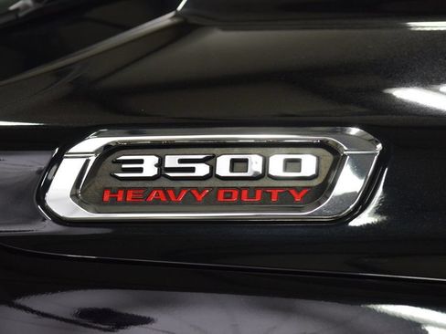 Used 2022 RAM 3500 Tradesman AWD/4WD image 9