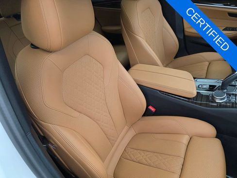 Certified 2023 BMW 530i w/ Premium Package RWD image 29
