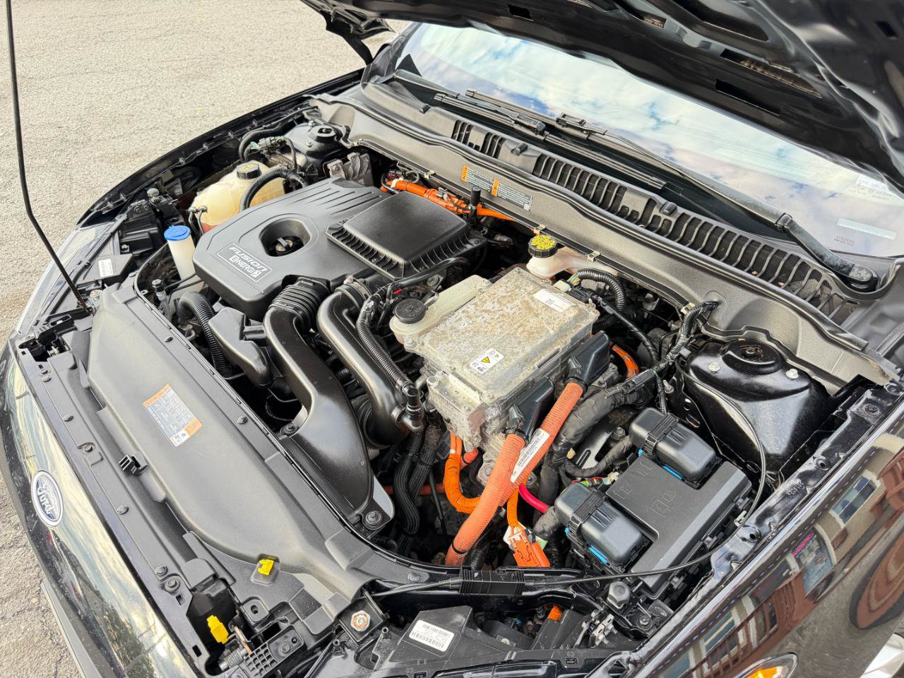 Used 2019 Ford Fusion Energi Titanium FWD image 79