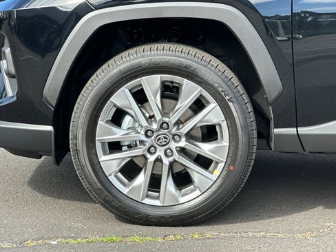 New 2025 Toyota RAV4 XLE Premium image 24