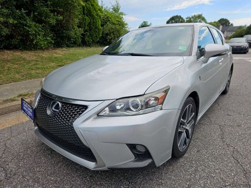 Used 2014 Lexus CT 200h w/ F Sport w/Nuluxe Interior FWD image 2
