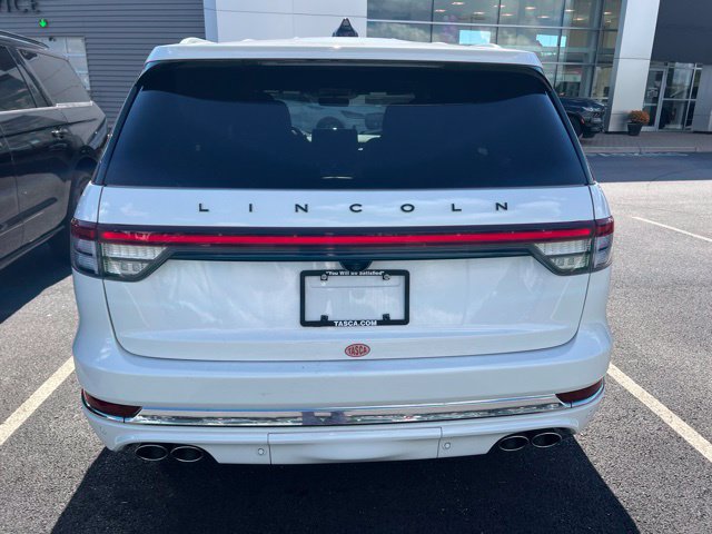 Used 2025 Lincoln Aviator Black Label AWD/4WD image 5
