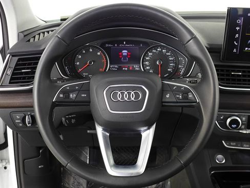 Used 2022 Audi Q5 2.0T Premium w/ Convenience Package image 27