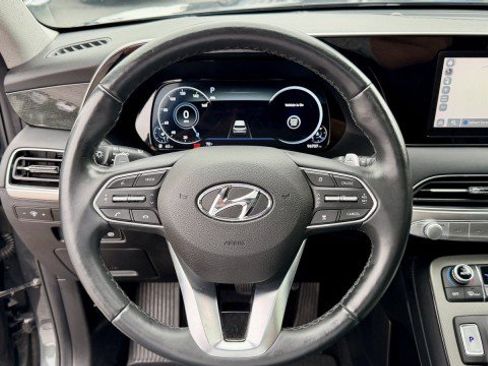 Used 2021 Hyundai Palisade Limited FWD image 13
