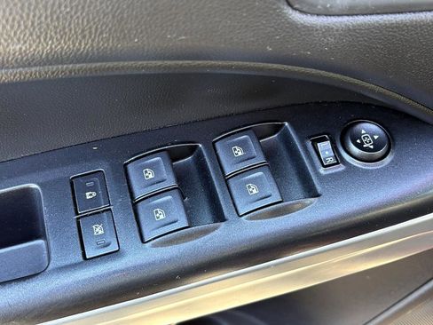 Used 2018 Chevrolet Colorado LT w/ Luxury Package, Chrome image 18