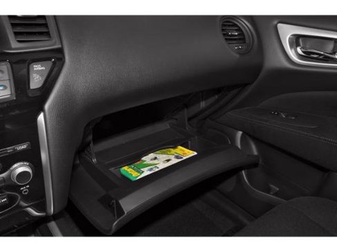 Used 2015 Nissan Pathfinder SL FWD image 16